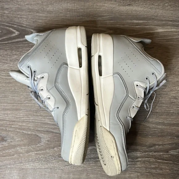 EUC Jordan Courtside shoes (men’s 10) - Picture 9 of 11